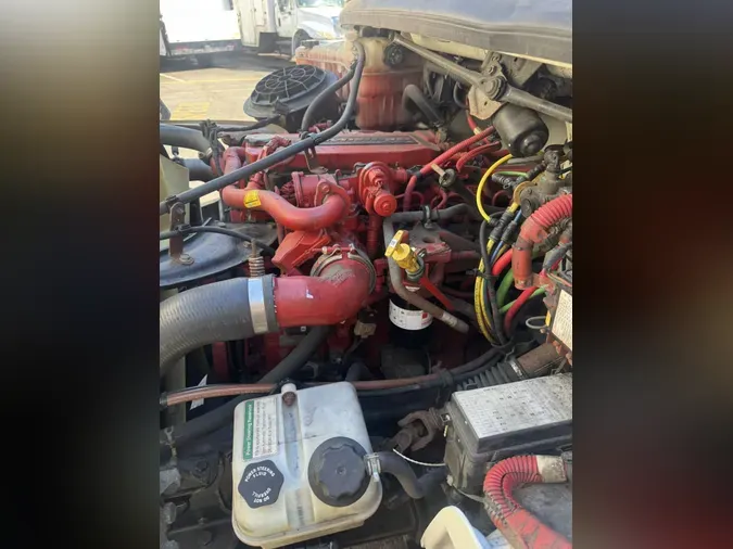 2019 FREIGHTLINER/MERCEDES M2 106