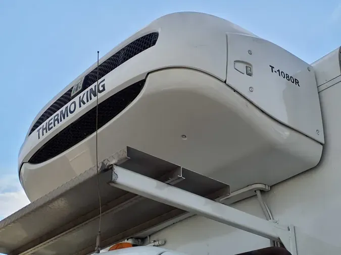 2020 FREIGHTLINER/MERCEDES M2 106