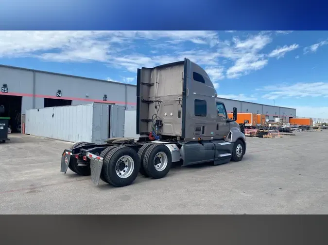 2022 International LT