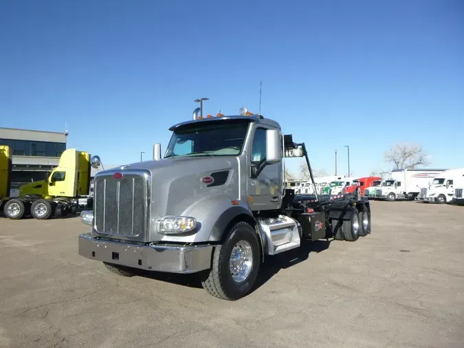 2020 Peterbilt 5672d975836f700a34de78c6621b25c5dc2