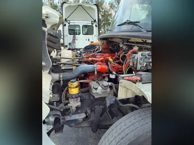 2019 FREIGHTLINER/MERCEDES M2 1062d9910c0f61767331b033b0a716d5427