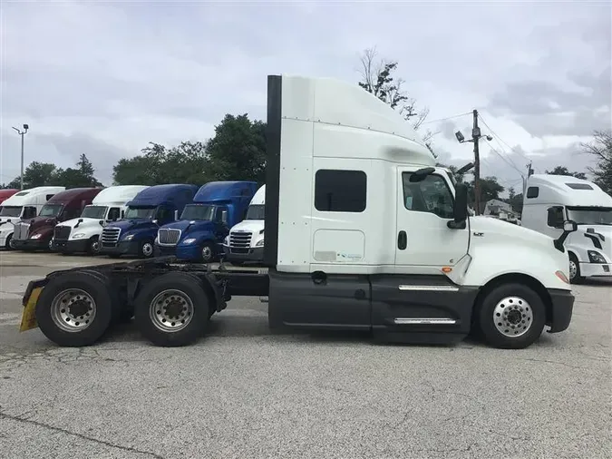 2022 INTERNATIONAL LT