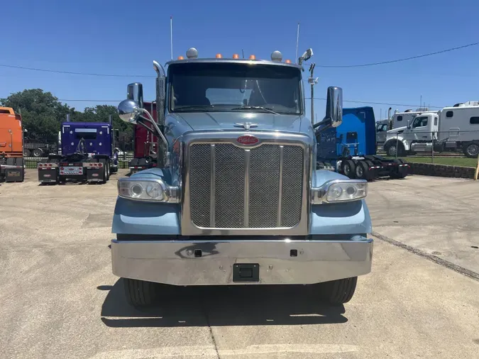 2021 Peterbilt 567