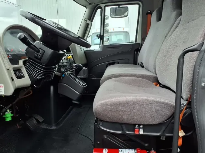 2018 NAVISTAR INTERNATIONAL 4300