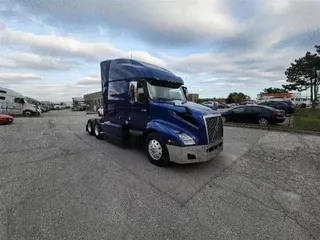 2022 VOLVO VNL760