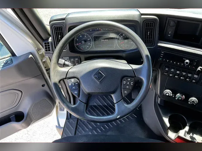 2021 INT LT625 6x42da5dfdf9390842a998fd39d6716b844