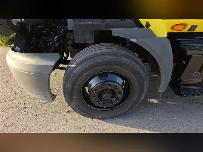 2018 INTERNATIONAL RH613