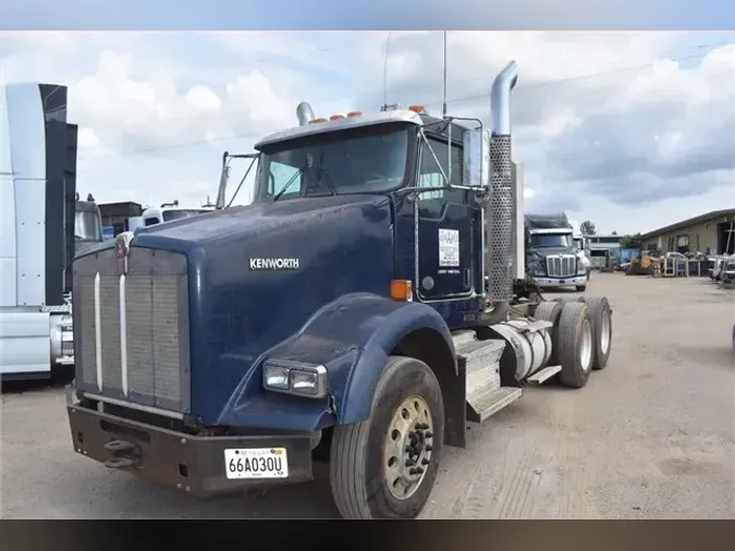 2014 KENWORTH T8002da80db7f70e2aef0f6e130235b09650