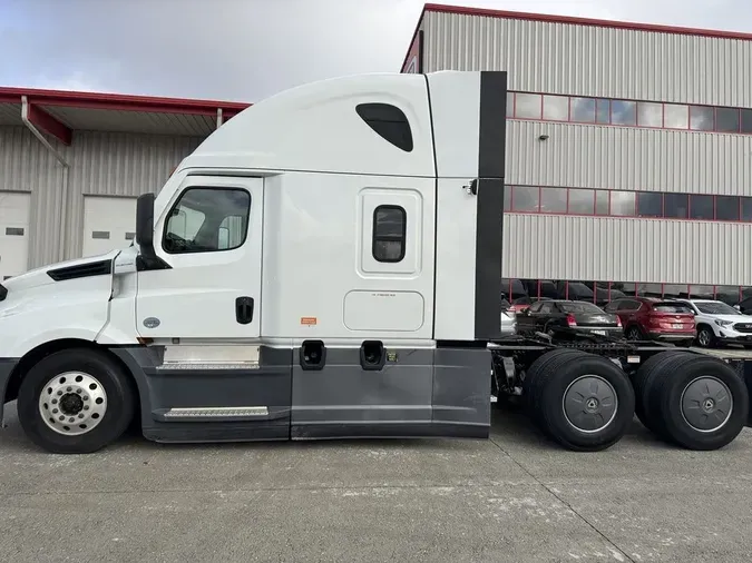 2021 Freightliner Cascadia&reg;