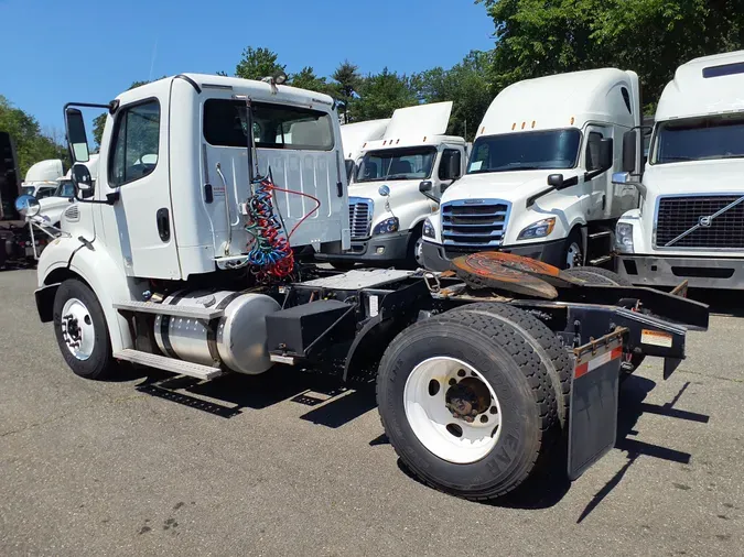 2017 FREIGHTLINER/MERCEDES M2-112