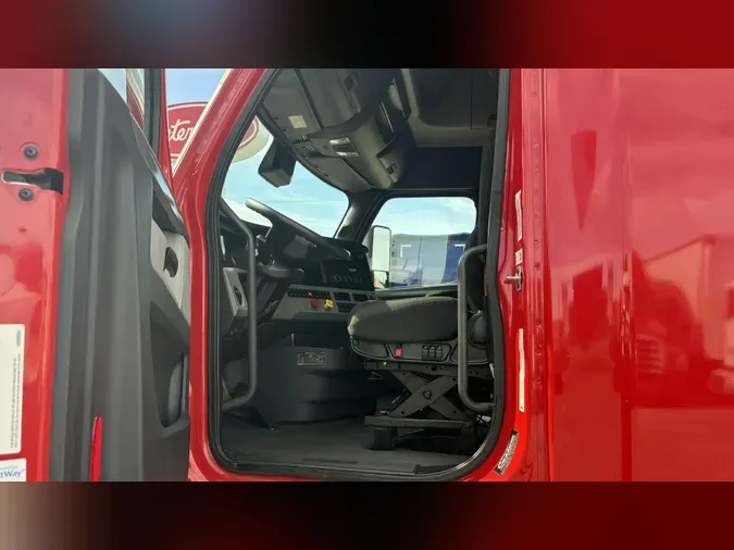 2022 Freightliner Cascadia