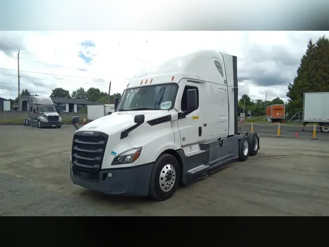 2023 Freightliner Cascadia 126