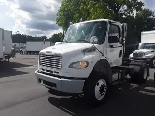 2016 FREIGHTLINER M2 106