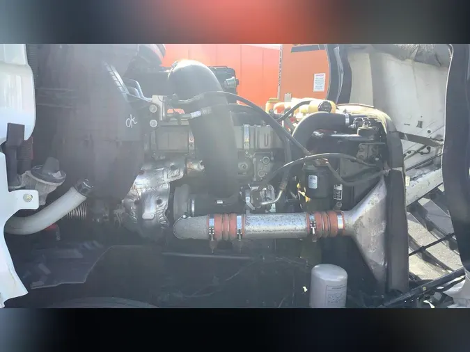 2019 Freightliner Cascadia 126