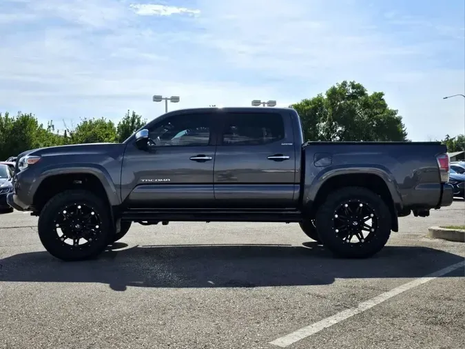 2017 Toyota Tacoma