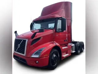 2020 Volvo VNR64T300