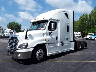 2016 Freightliner CASCADIA 125