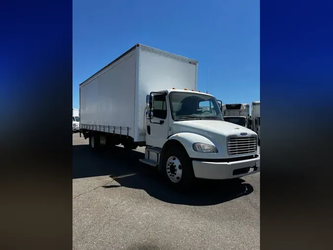 2018 FREIGHTLINER M2 106