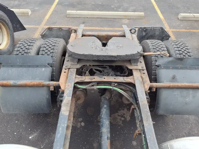 2016 FREIGHTLINER/MERCEDES CASCADIA 113