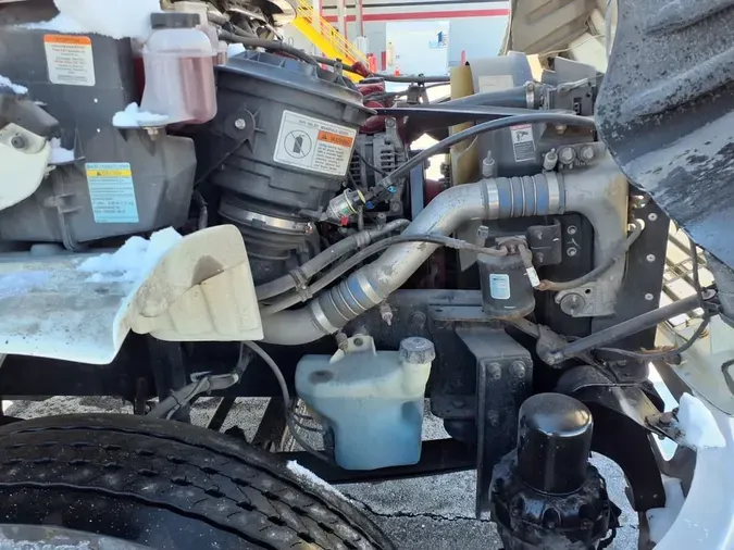 2019 FREIGHTLINER/MERCEDES M2 106