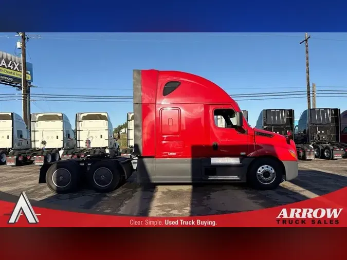 2022 FREIGHTLINER CA126