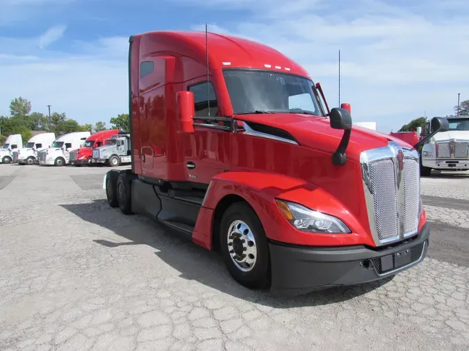 2022 Kenworth T680