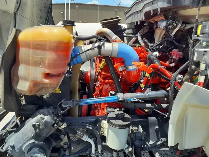 2019 NAVISTAR INTERNATIONAL 4300