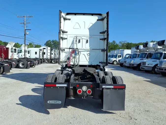 2019 FREIGHTLINER NEW CASCADIA PX12664
