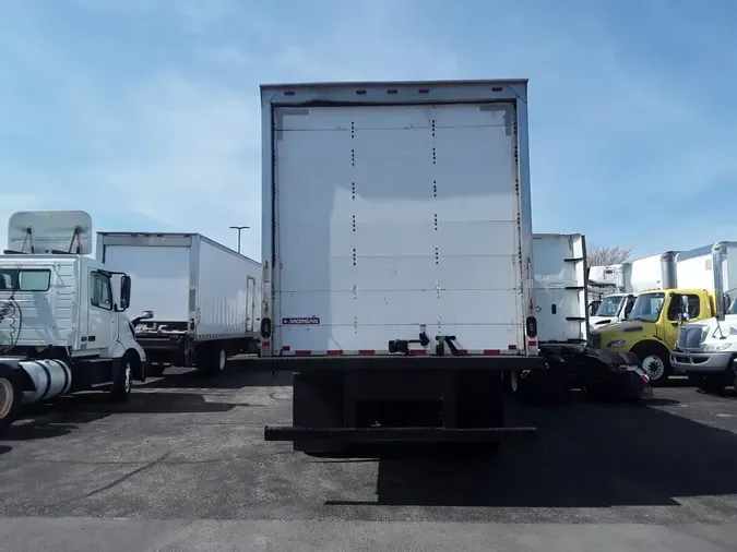 2019 FREIGHTLINER/MERCEDES M2 106