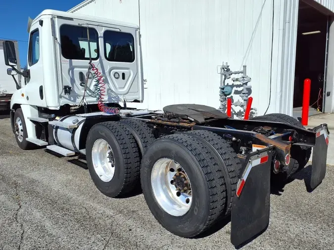 2018 FREIGHTLINER/MERCEDES CASCADIA 1252dd6ab7cf9fcc59fc2dfc96de3141b9a