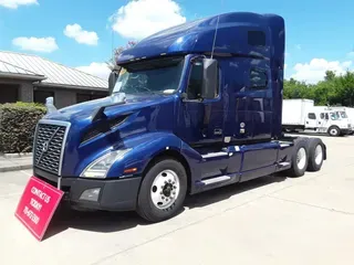 2019 VOLVO VNL64T 670