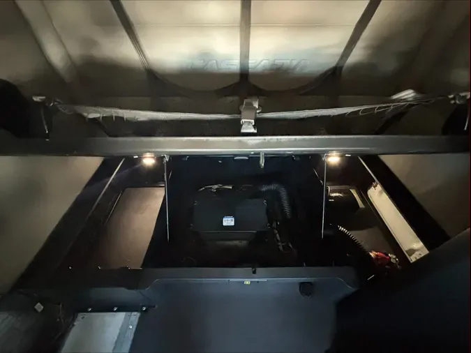 2020 FREIGHTLINER CASCADIA 126