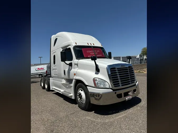 2019 FREIGHTLINER/MERCEDES CASCADIA 125