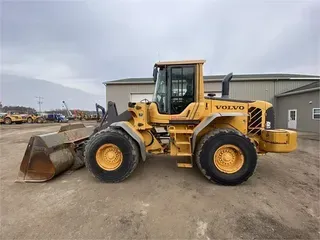 2009 VOLVO L90F