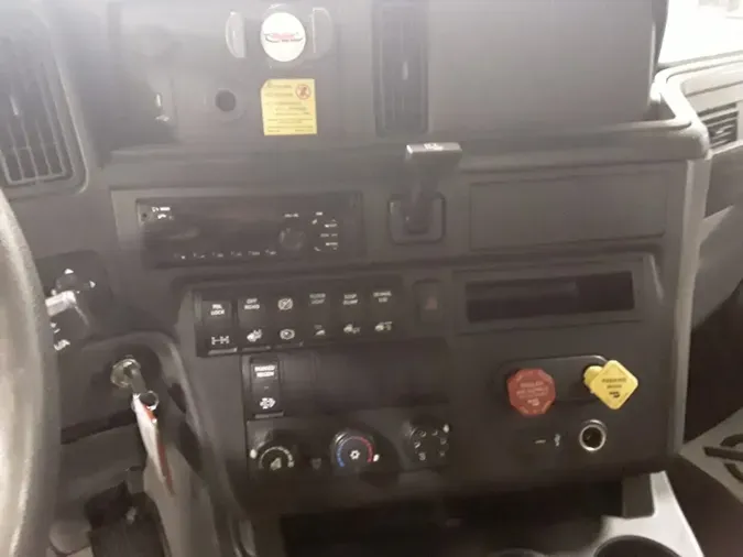 2019 NAVISTAR INTERNATIONAL LT625 DAYCAB T/A