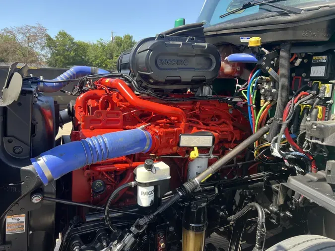 2023 Peterbilt 579