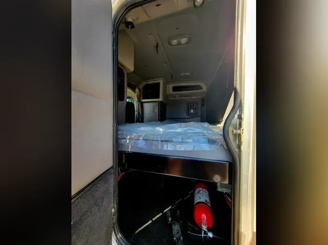 2022 Peterbilt 3892de86378fb975285757c9130e94e4be9