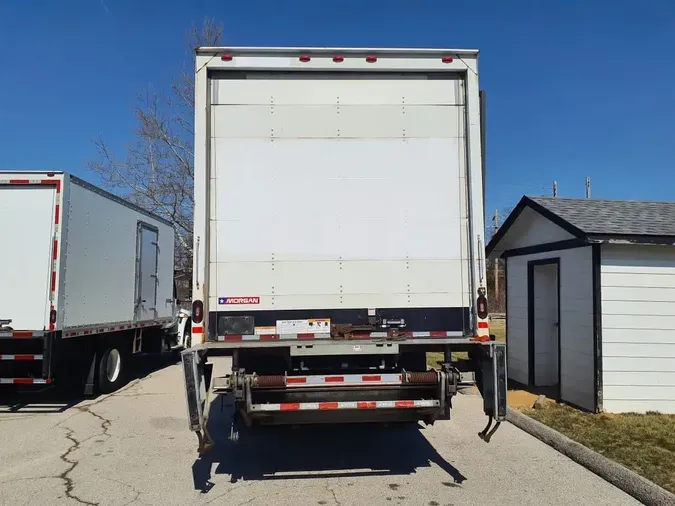 2019 FREIGHTLINER/MERCEDES M2 106