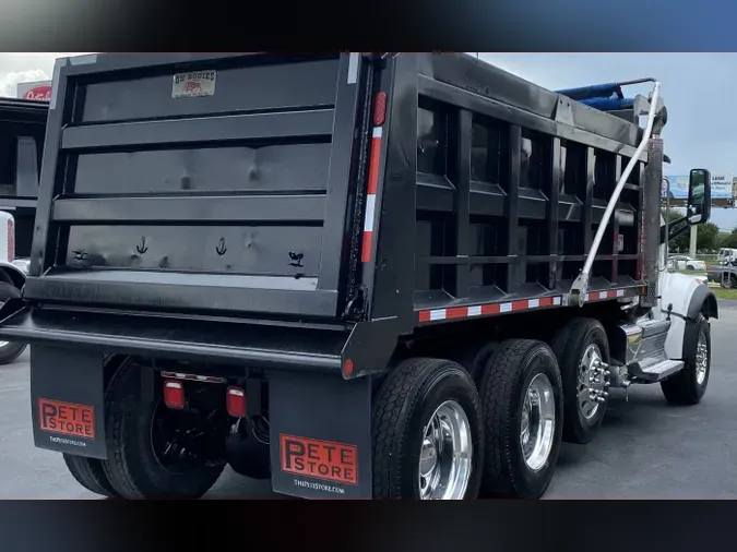 2019 Peterbilt 567