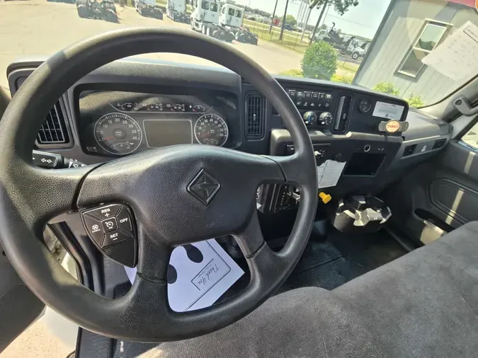 2020 NAVISTAR INTERNATIONAL MV607 (4X2)
