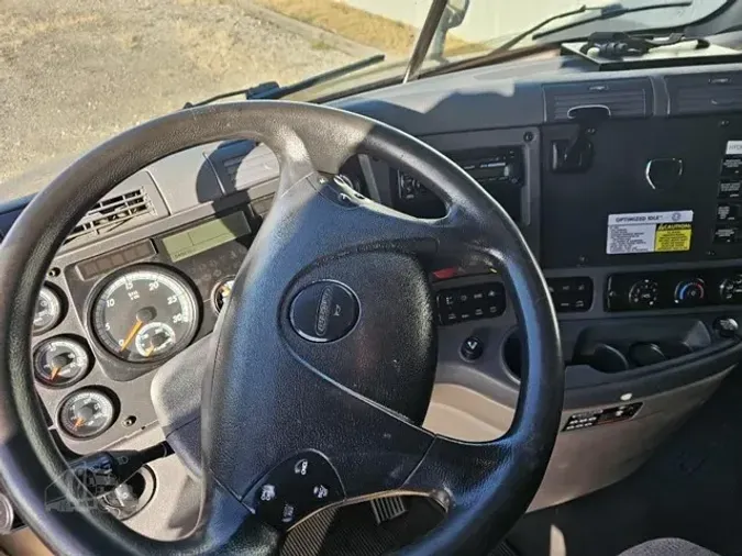 2015 FREIGHTLINER CASCADIA 113