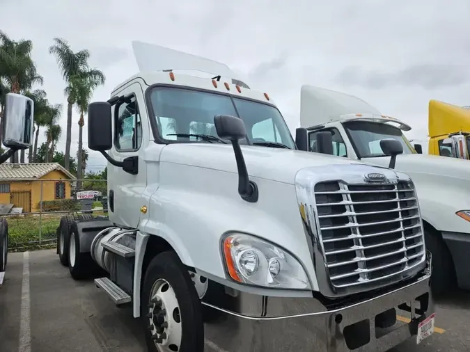 2018 FREIGHTLINER/MERCEDES CASCADIA 1252dfa3d3bcdd5fe9fa041db508ccbe1d6