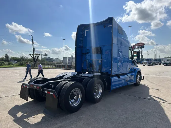 2021 Peterbilt 579