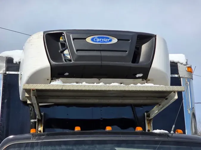 2016 FREIGHTLINER/MERCEDES M2 106