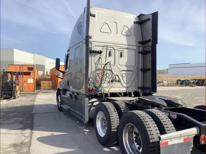 2023 Freightliner Cascadia