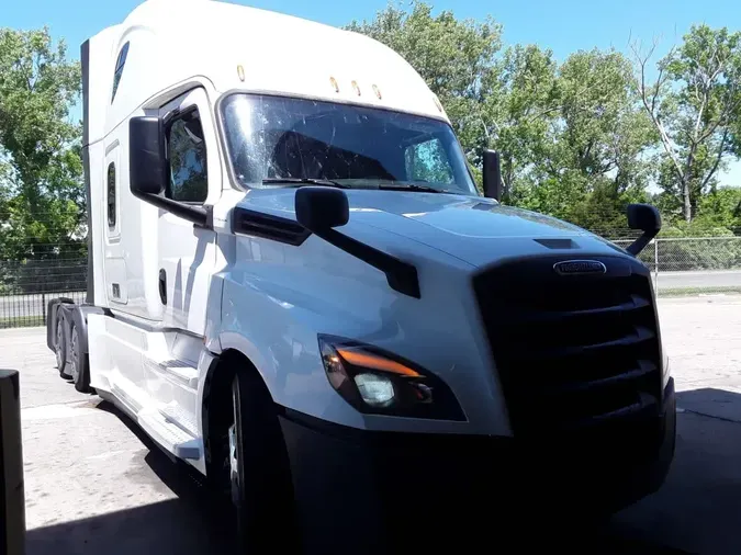 2020 FREIGHTLINER NEW CASCADIA PX12664