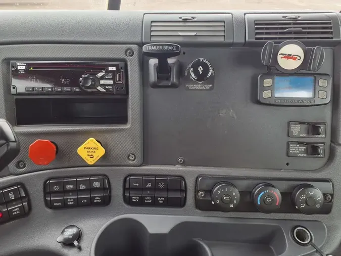 2018 FREIGHTLINER/MERCEDES CASCADIA 125