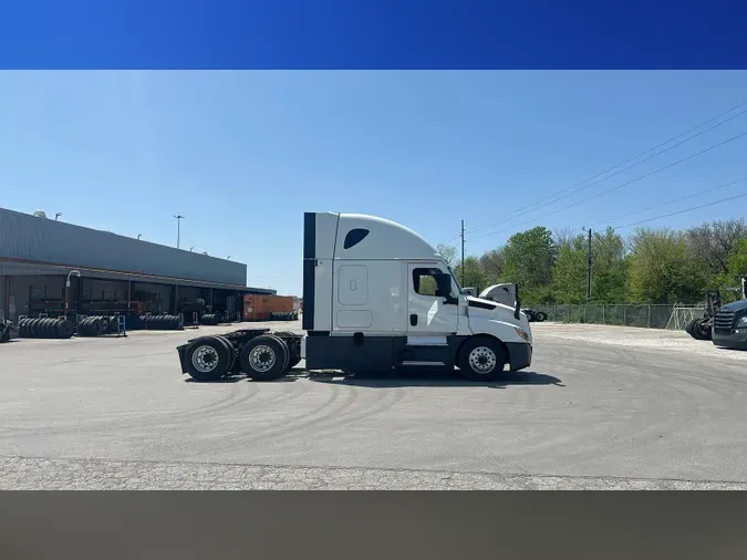 2021 Freightliner Cascadia