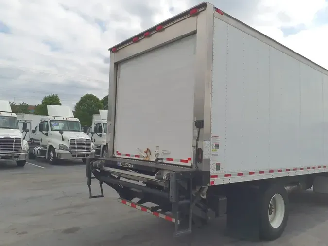 2017 FREIGHTLINER/MERCEDES M2 106