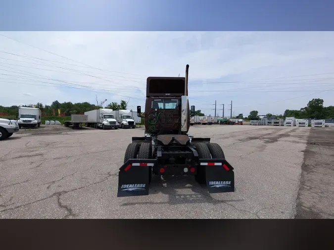 2019 International LT625